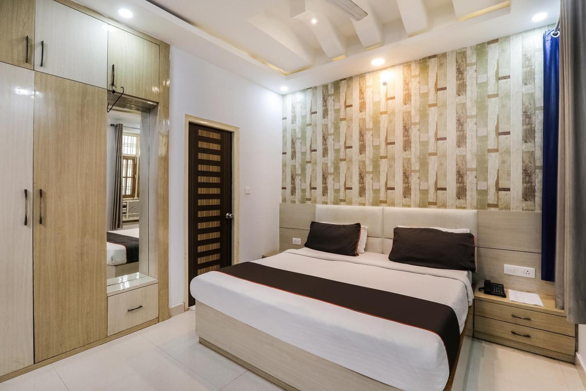 Hotel O Kiara Inn Chinhat Exterior photo